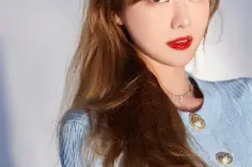 郭美美秘史：一个美女网红的堕落史