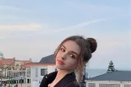 又3大瓜!深夜泡酒吧全身整容恋情曝光个个劲爆关晓彤也被牵连